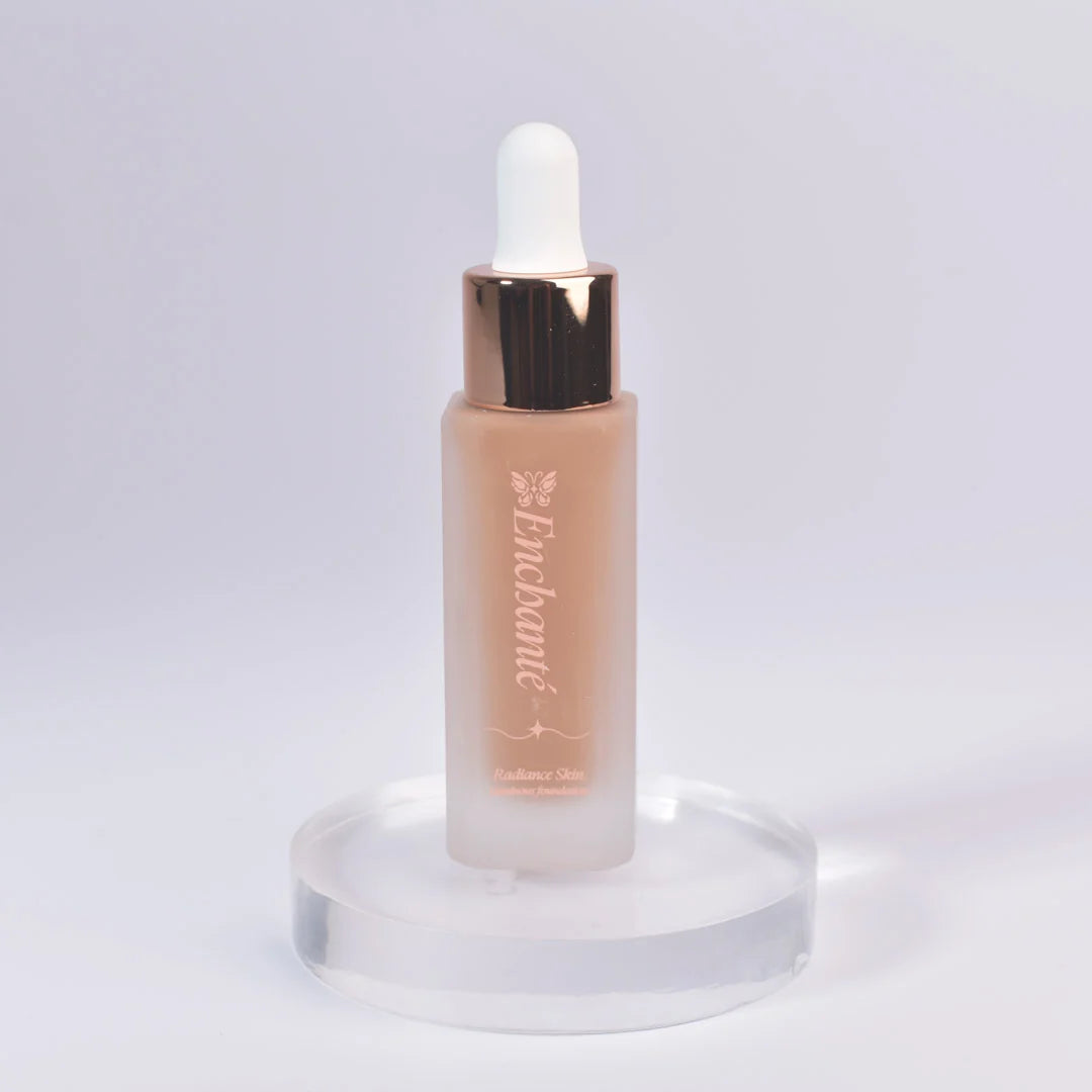 BASE LIQUIDA RADIANCE ENCHANTÉ