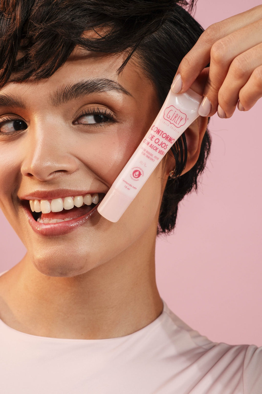 CONTORNO DE OJOS CON ALOE VERA