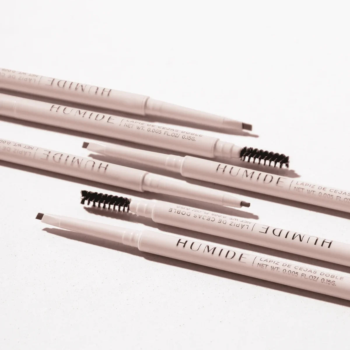 LAPIZ DE CEJAS DOBLE-MEDIUM MONTOC