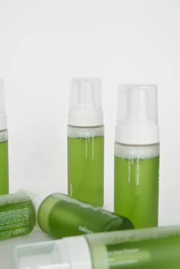 Celimax Noni Acne Bubble Cleanser